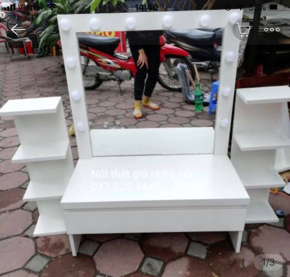 Mẫu Bàn Phấn Trang Điểm Nhựa Đặt Yêu Cầu