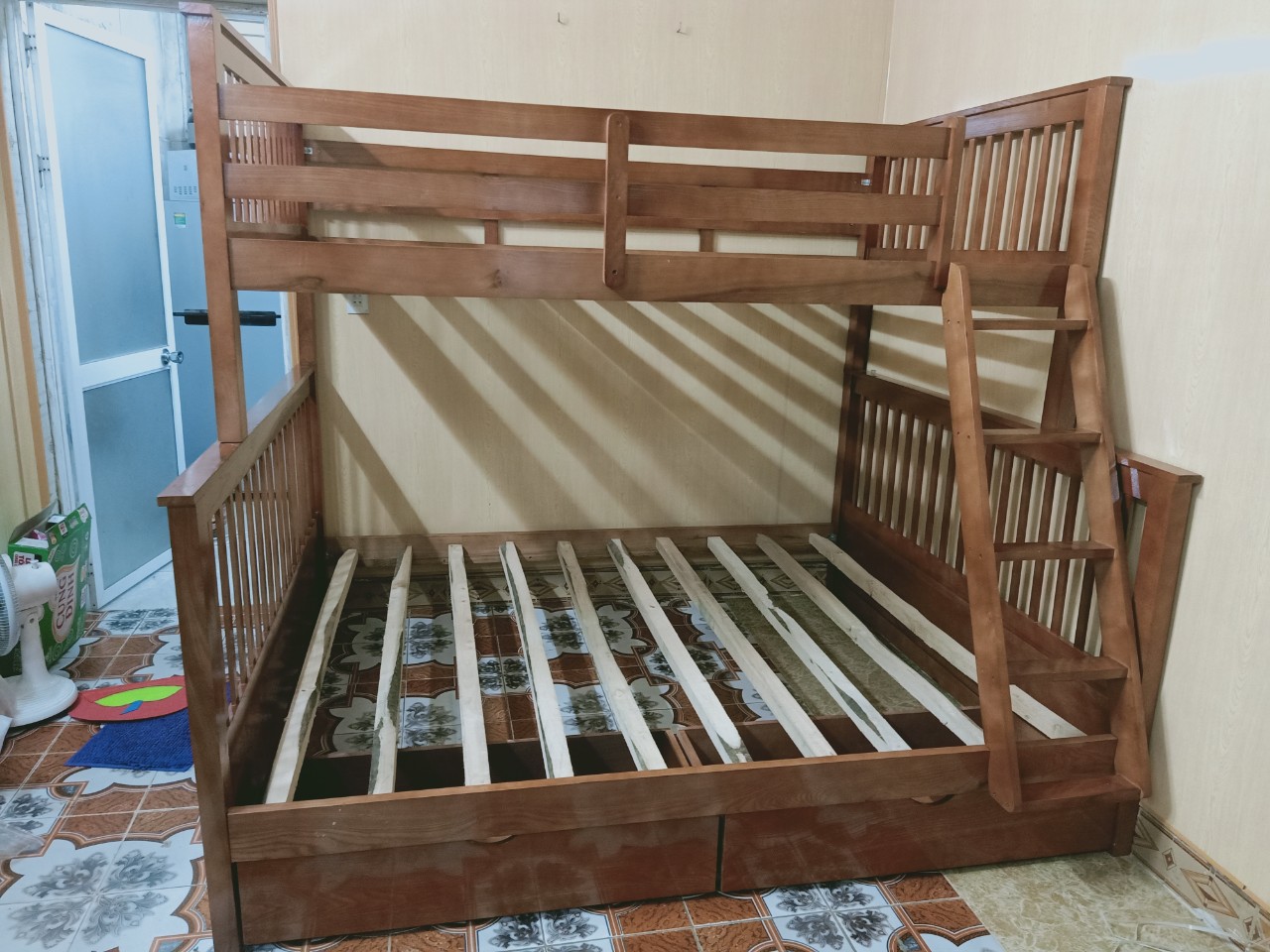 Giuờng Tầng  Gỗ Sồi 1m6*1m9 -Hải Phòng.