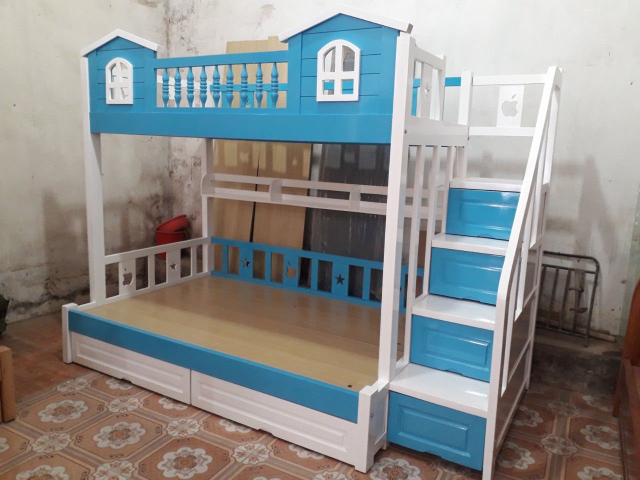Giuờng Tầng  Gỗ Sồi  Mái Nhà 1m*1m2-Hải Phòng.