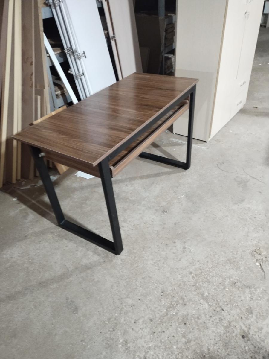 Bàn Studio-Đàn Piano Gỗ Ép Công Nghiệp Ngang 1m2 Hải Phòng.
