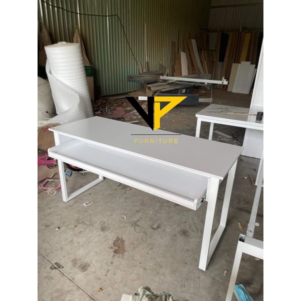 Bàn Studio-Đàn Piano Gỗ Ép Công Nghiệp 1m4 Hải Phòng.