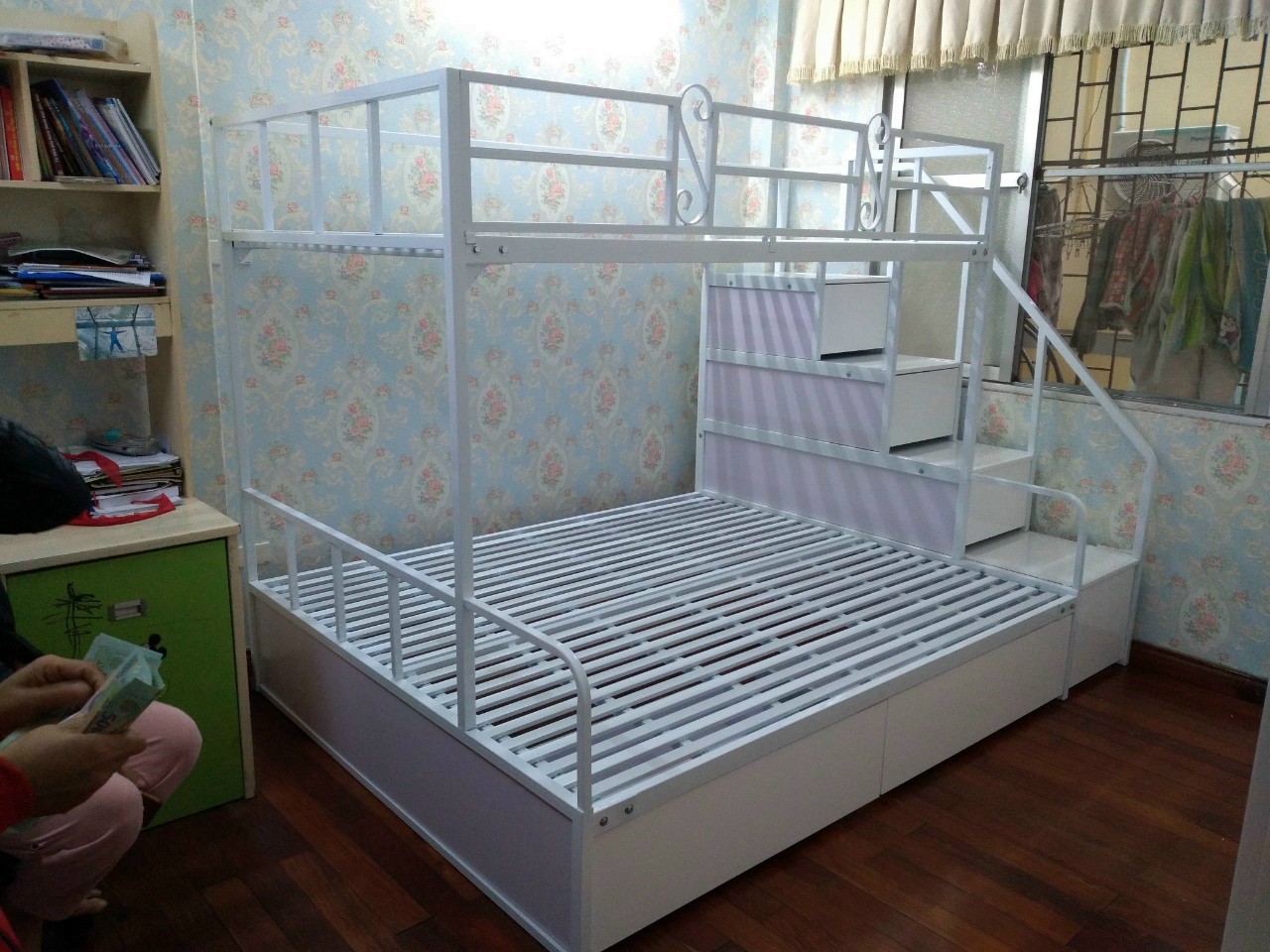 Giuờng Tầng Sắt 1m*1m9,1m4*1m9 Hải Phòng.